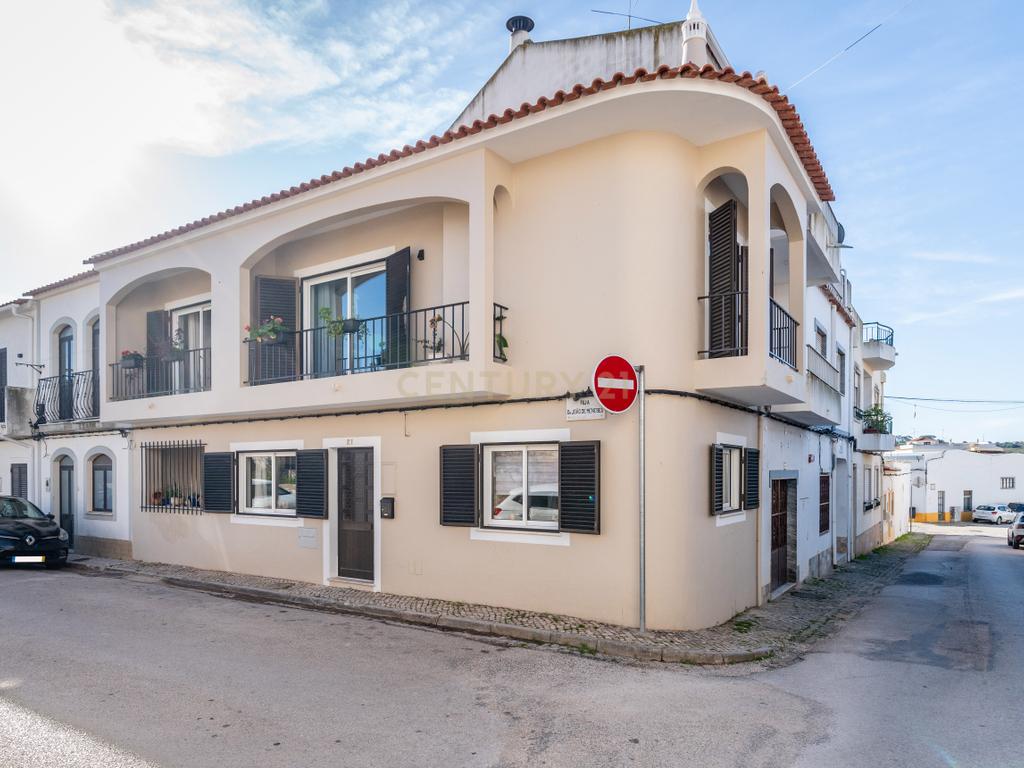 Moradia Remodelada no Centro de Silves – Conforto e Praticidade! - Image 27
