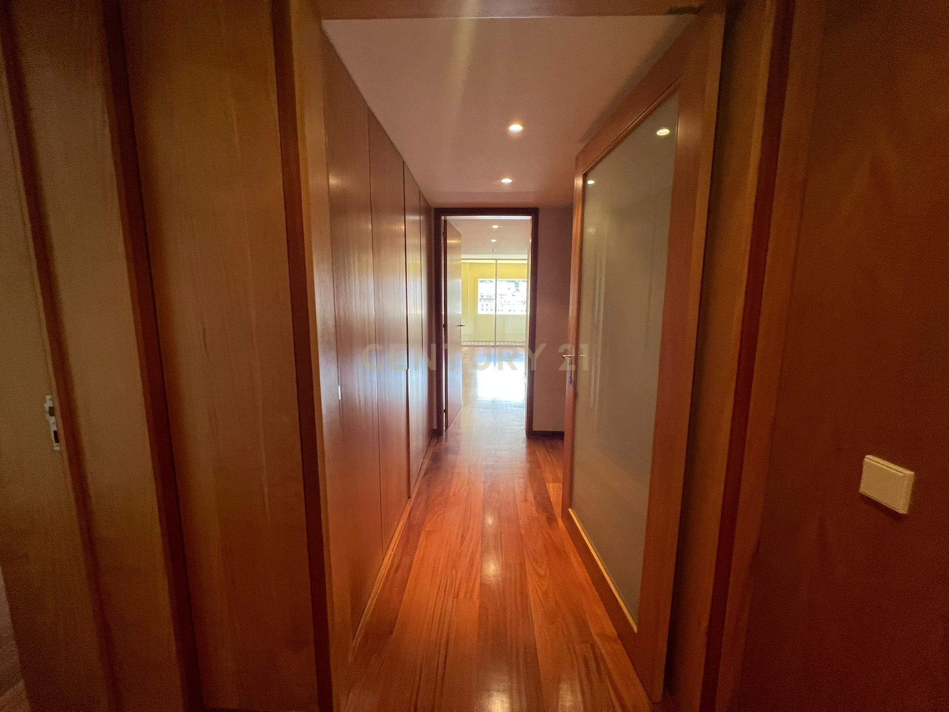 Apartamento T3 à venda em Lordelo do Ouro e Massarelos, Porto — foto 6