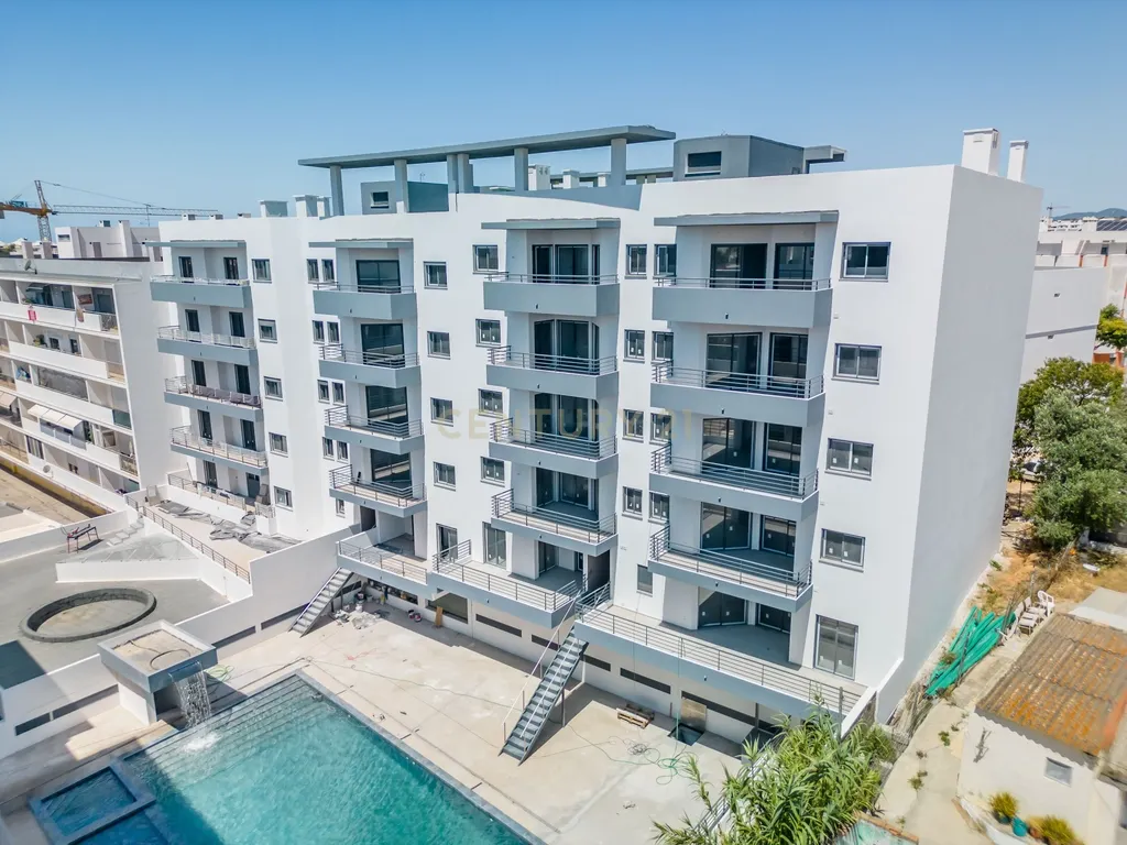 Apartamento T3 Novo no Condomínio "Olhão Residences" com Piscina, Lugar de Garagem e arrecadação. - Image 37