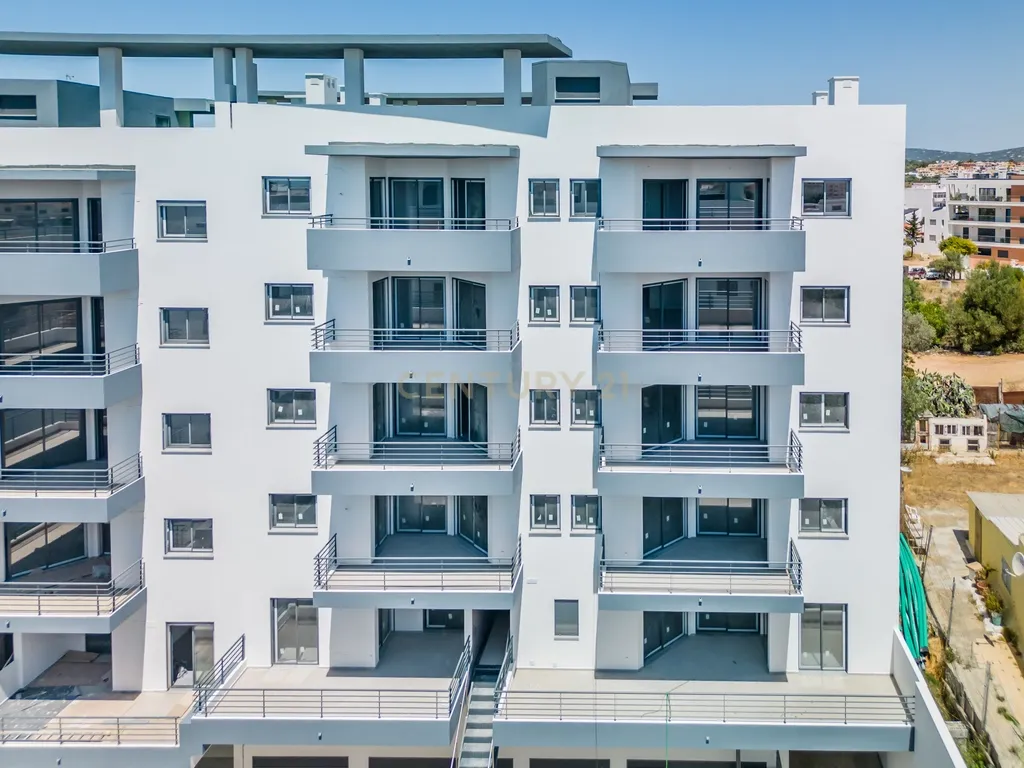 Apartamento T3 Novo no Condomínio "Olhão Residences" com Piscina, Lugar de Garagem e arrecadação. - Image 38