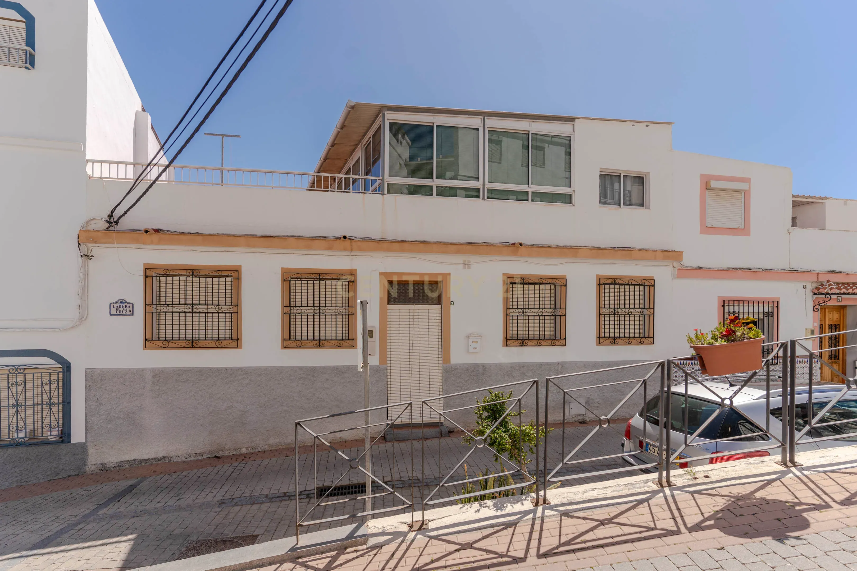 undefined - Image 2