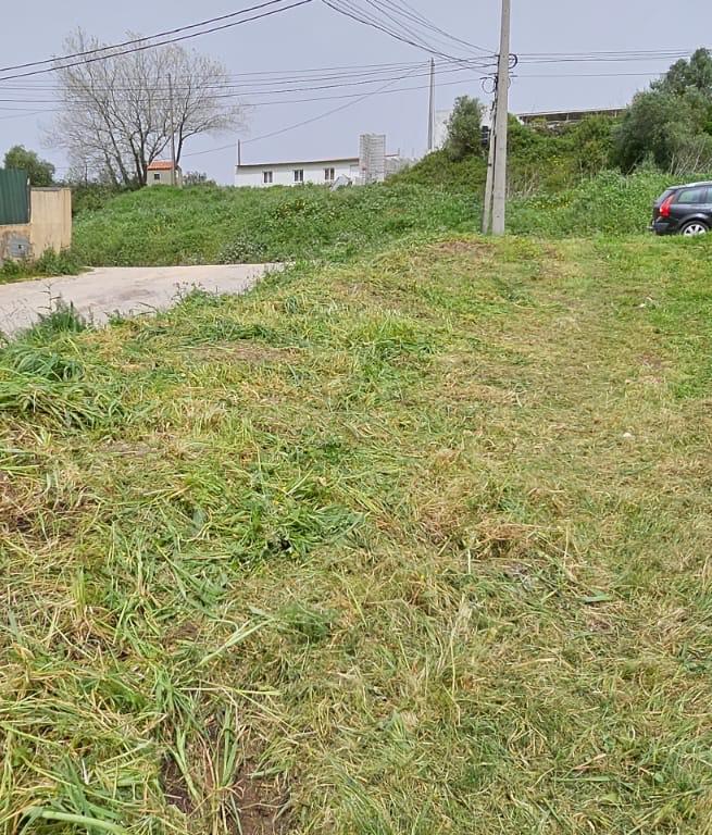 Terreno Urbano com 1200mts2 em Camarões, Almargem do Bispo, Sintra - Image 2