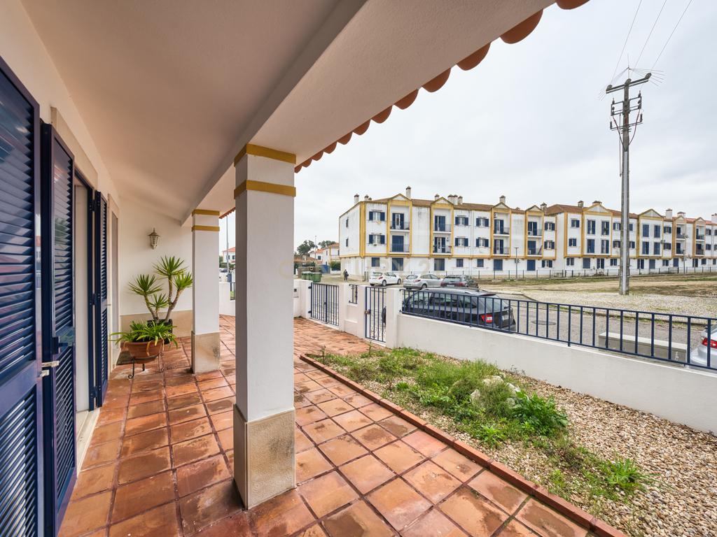 Moradia T4 - Conforto, requinte! - Image 4