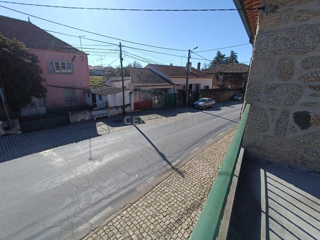Excelente Moradia T3 São Miguel D acha, Castelo Branco - Image 18