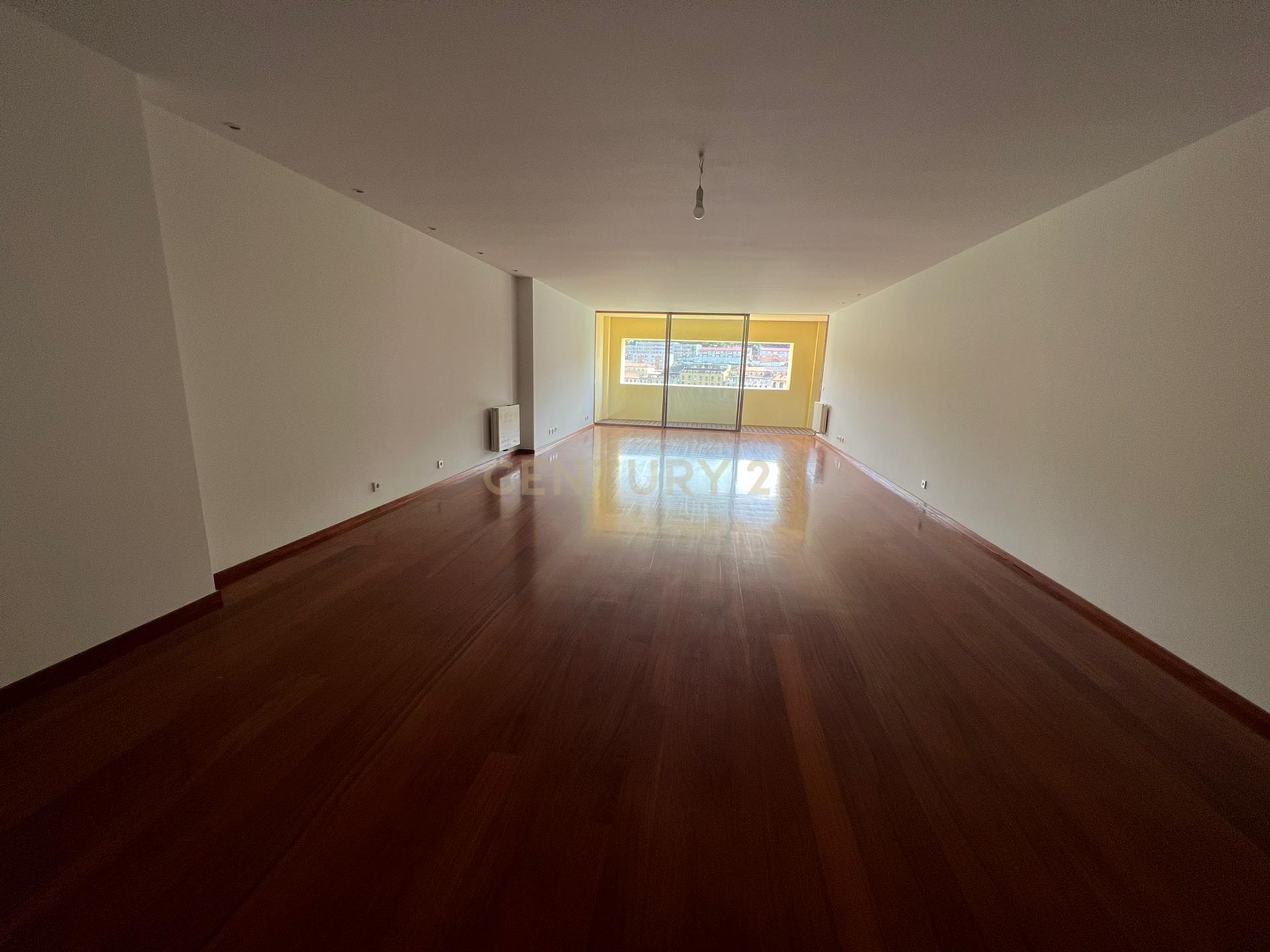 Apartamento T3 à venda em Lordelo do Ouro e Massarelos, Porto — foto 3
