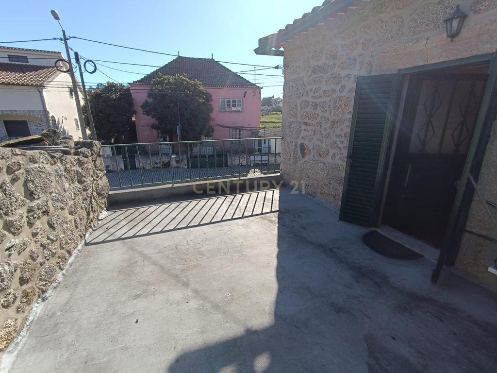 Excelente Moradia T3 São Miguel D acha, Castelo Branco - Image 16