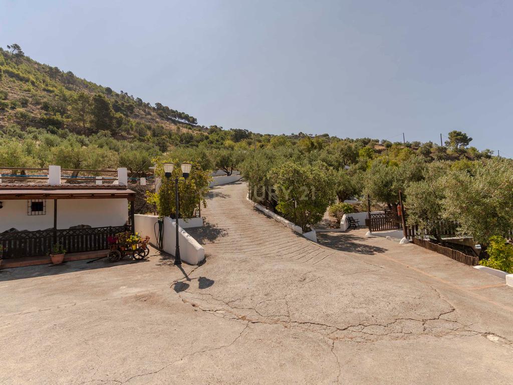 undefined - Image 74