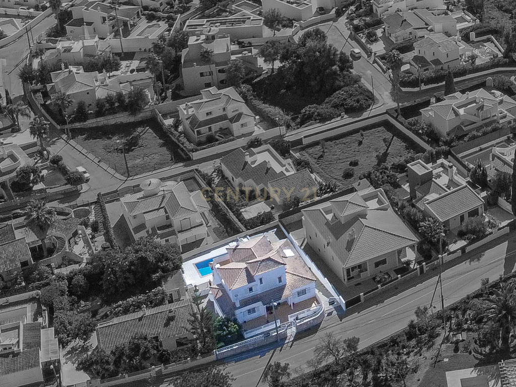 Excelente moradia em Carvoeiro - Image 35