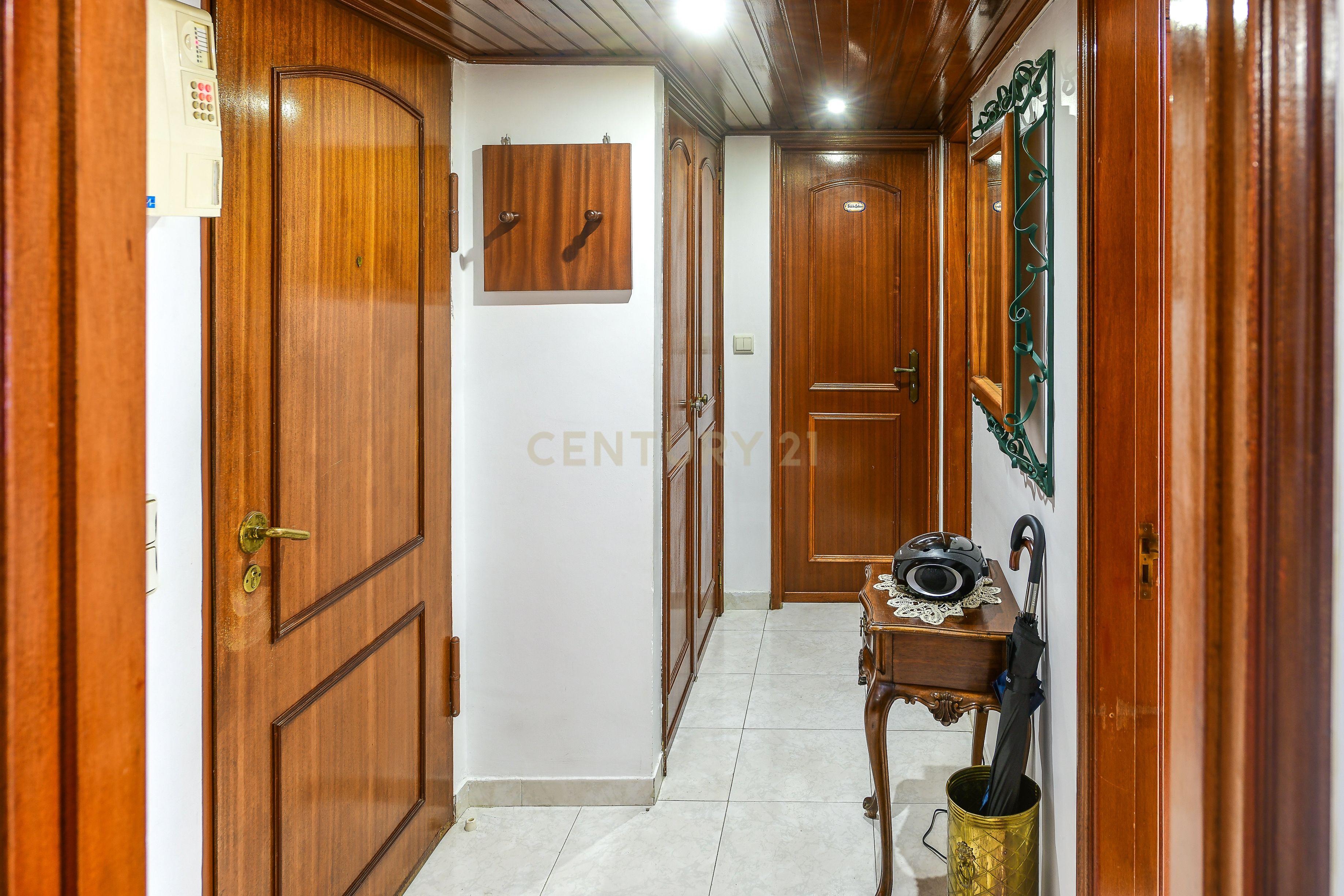 Apartamento T1 Agualva-Cacém - Image 8