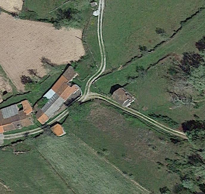 Moradia T3 +2 + Terreno Rústico de 3.700m2 em Fornos de Algodres - Image 13
