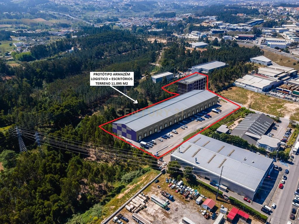 Terreno | Zona Industrial | Leiria - Image 1