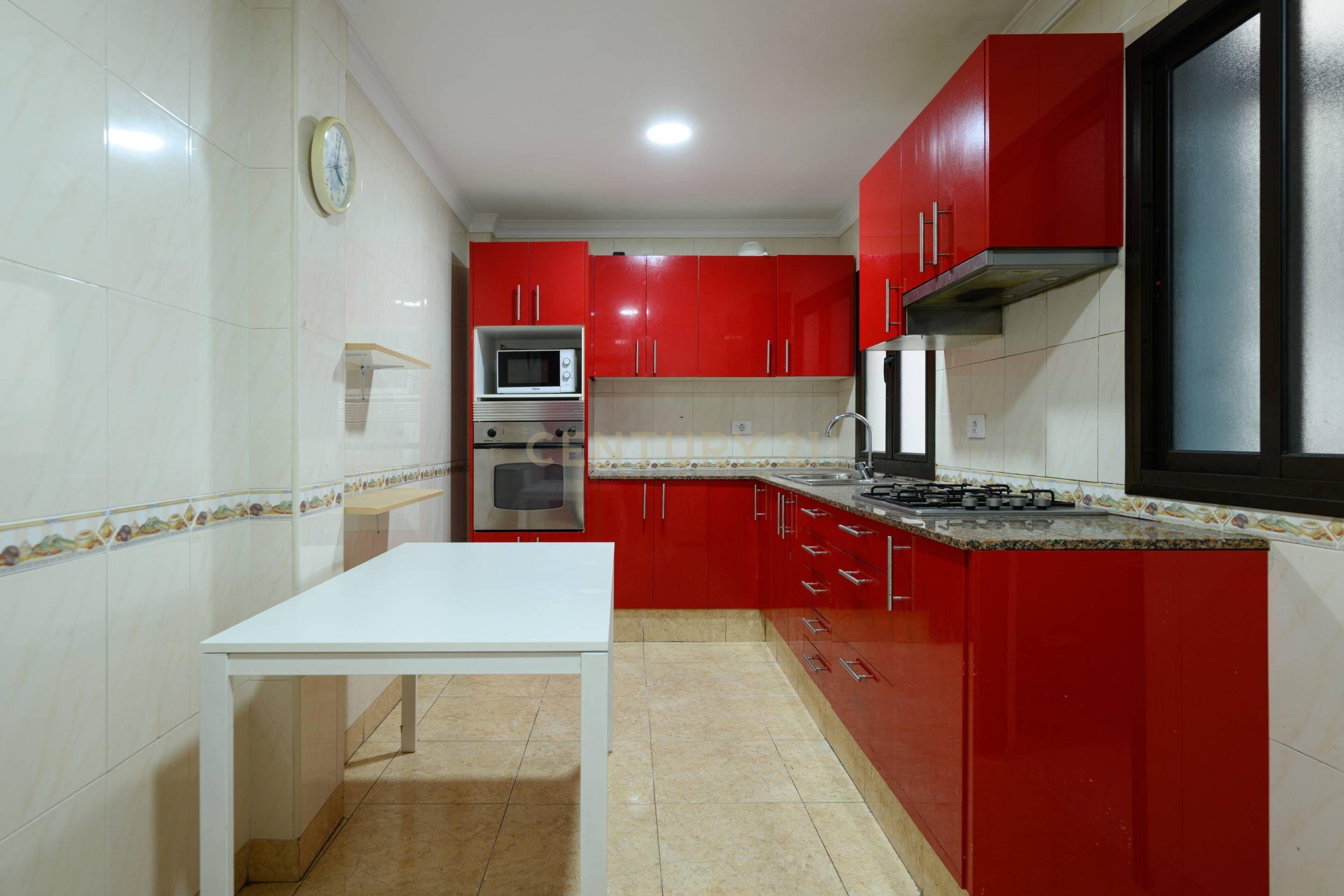 undefined - Image 13