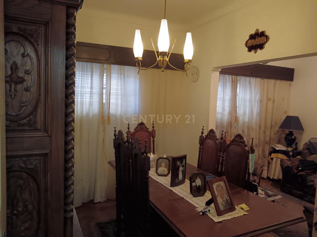Edifício habitação com 2 pisos mais sótão, Zona Matadouro em Castelo Branco - Image 11