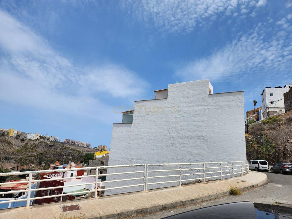 undefined - Image 9