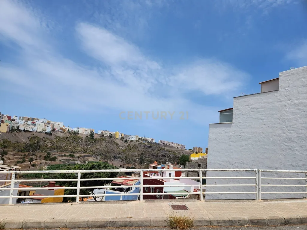 undefined - Image 8