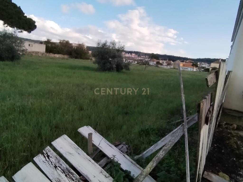 Terreno na Quinta do Anjo com Projeto Inovador para Condomínio Privado - Image 11