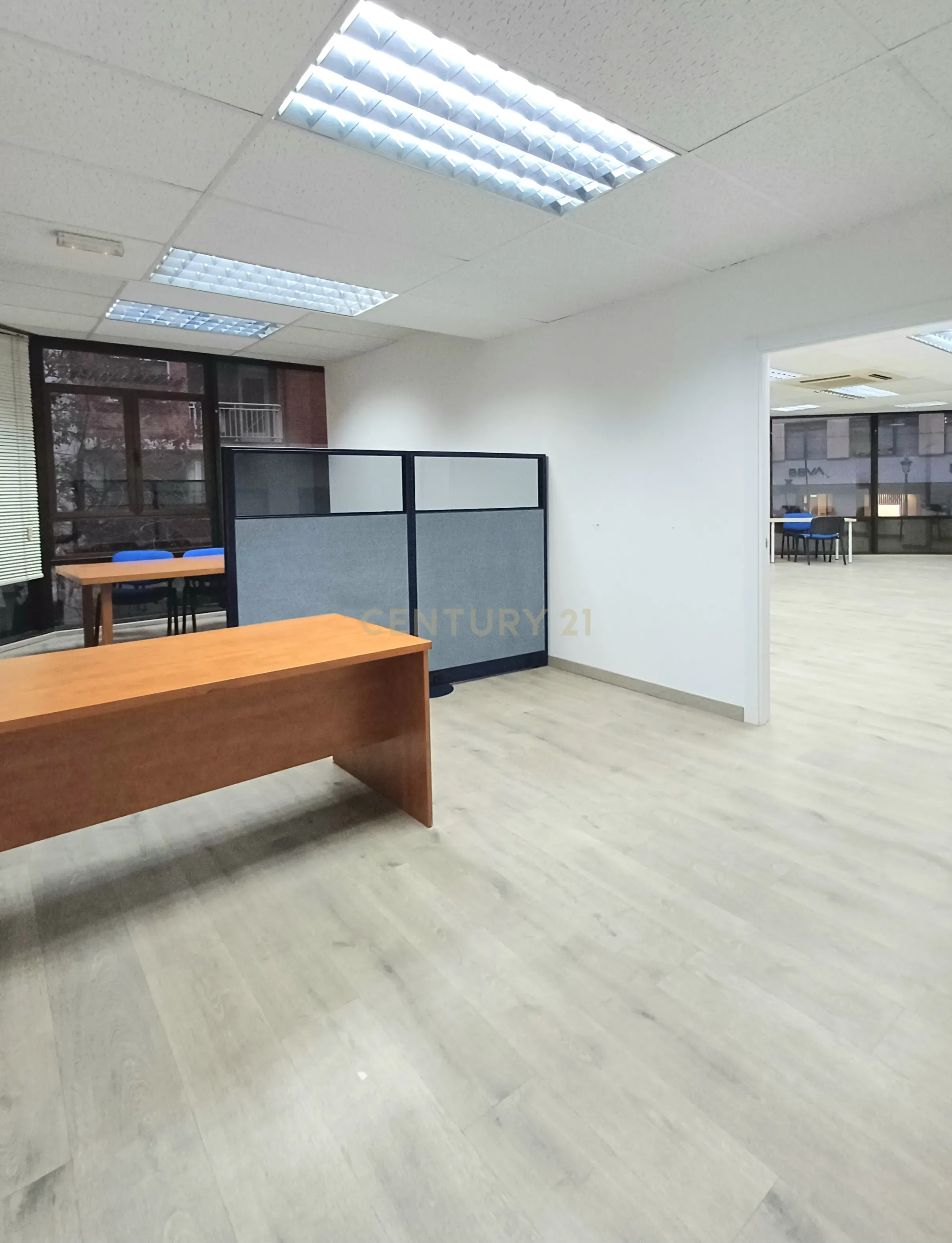 undefined - Image 1