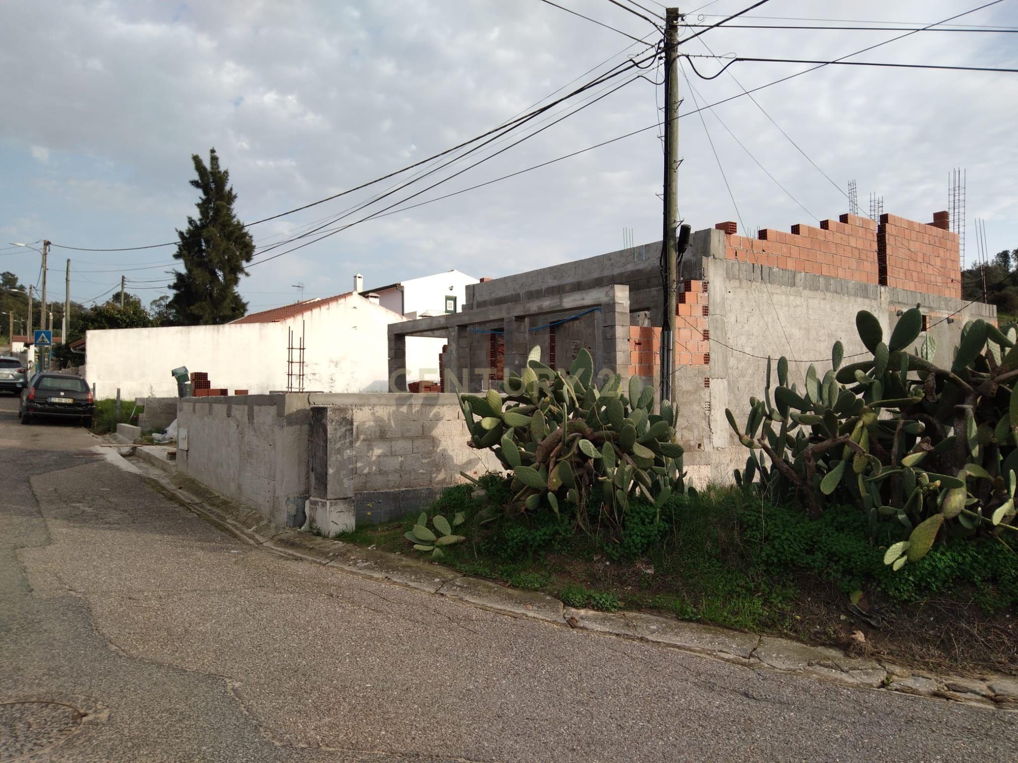 Moradia em Reconstrução – Carregueira, Chamusca - Image 11