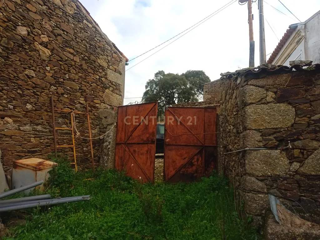 Palheiro em Palvarinho, Salgueiro do Campo,Castelo Branco - Image 10