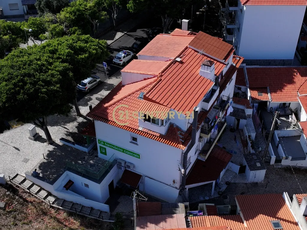 Prédio com terreno de 1200m2 no centro de Cascais | Zona Premium - Image 15