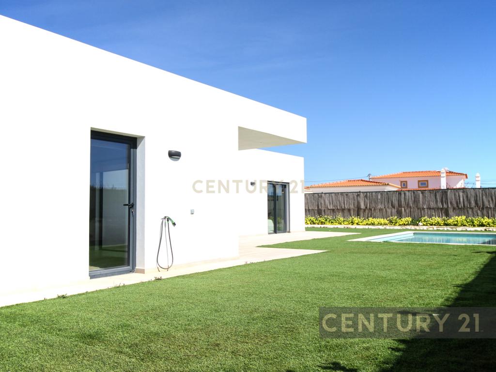 Luxo e Tranquilidade em Sagres: Uma Moradia Contemporânea à espera de ser sua! - Image 32