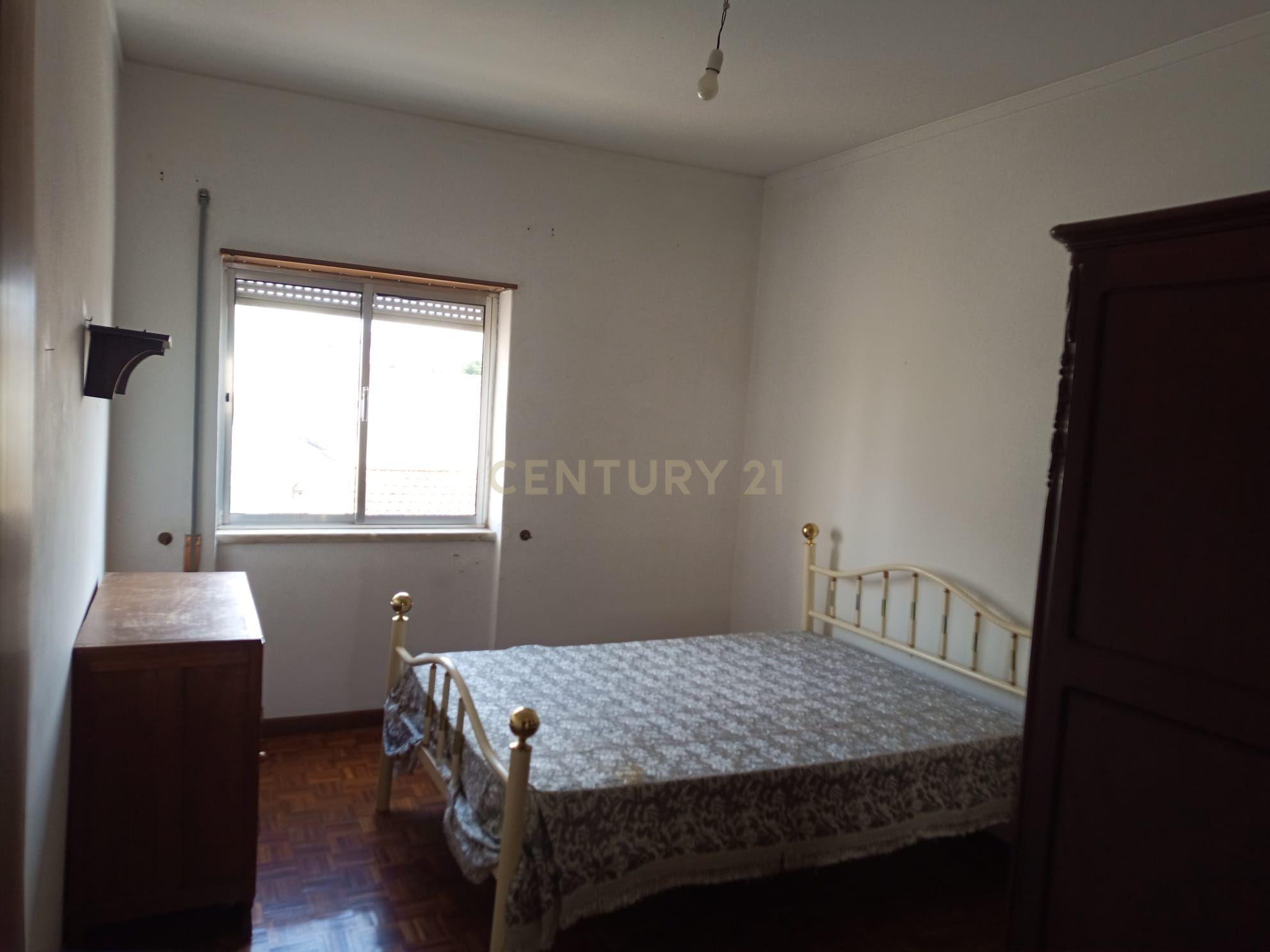 Apartamento T3, Rua Cardeal da Mota, em Castelo Branco - Image 8