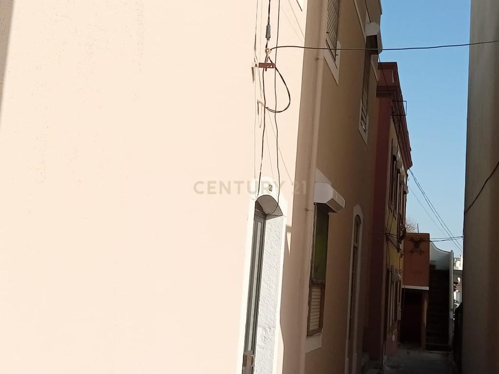 Edifício de dois pisos em pleno coração da cidade ( Montalvão) de Setúbal - Image 7