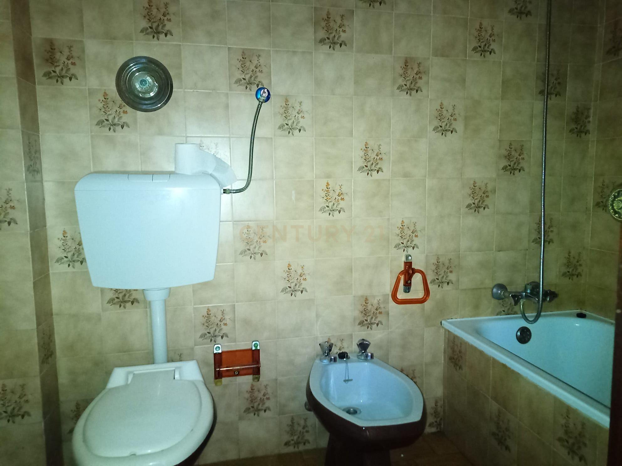 Apartamento T3, Rua Cardeal da Mota, em Castelo Branco - Image 9