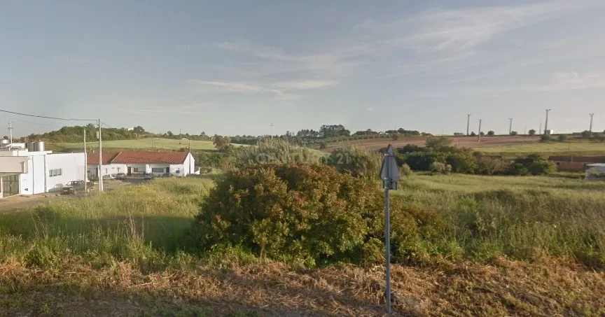 Terreno urbano em Malaqueijo, Rio Maior, Santarém - Image 2
