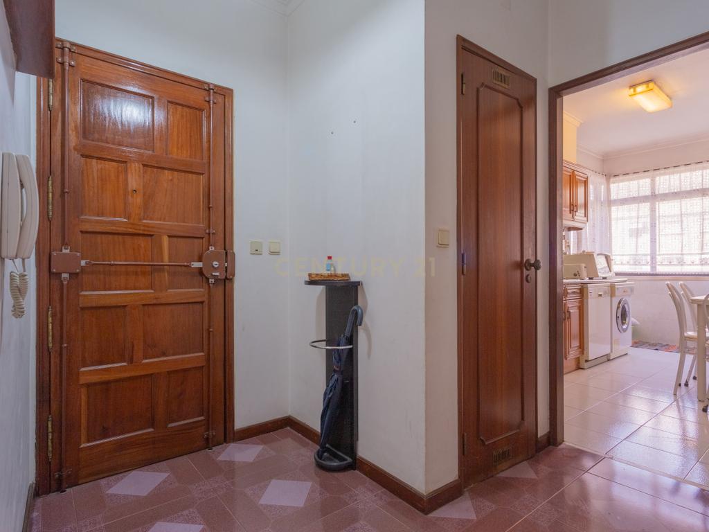 Apartamento T3 Loures, Infantado - Image 3