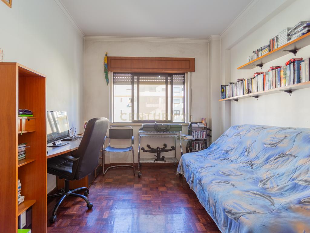 Apartamento T3 Loures, Infantado - Image 11