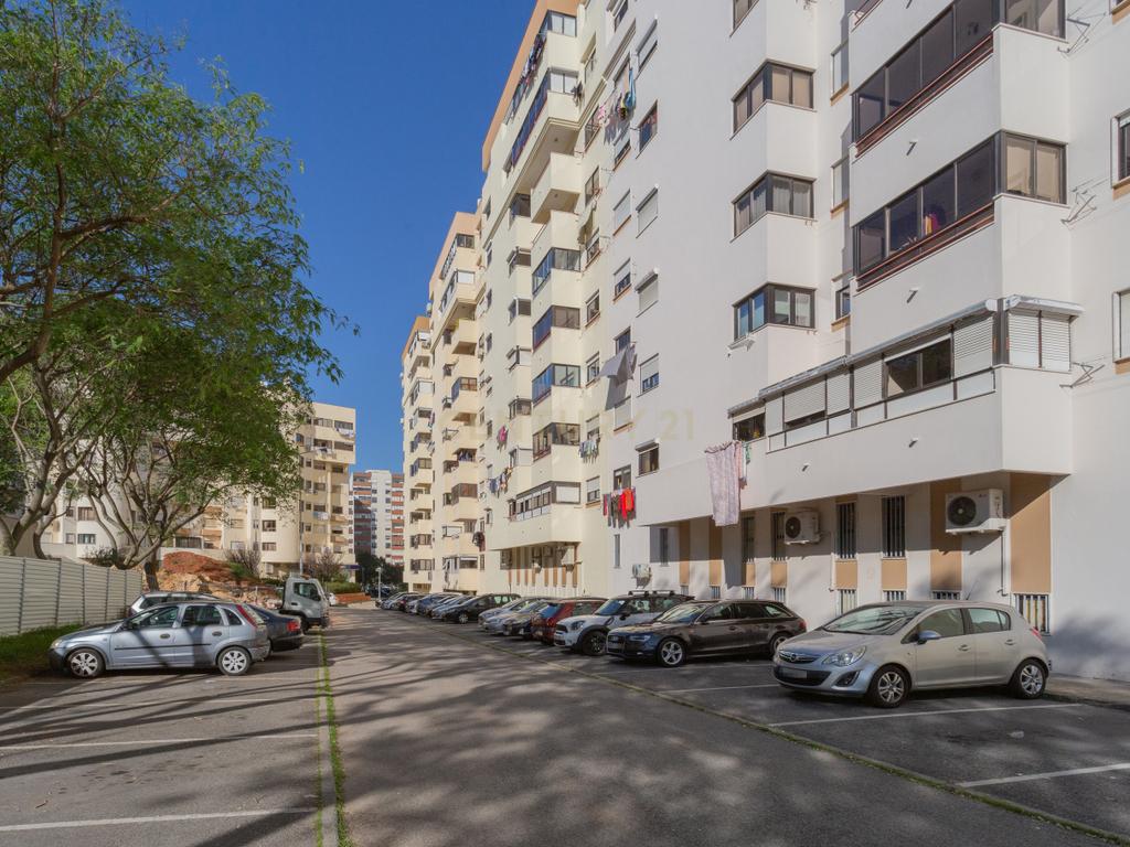 Apartamento T3 Loures, Infantado - Image 25