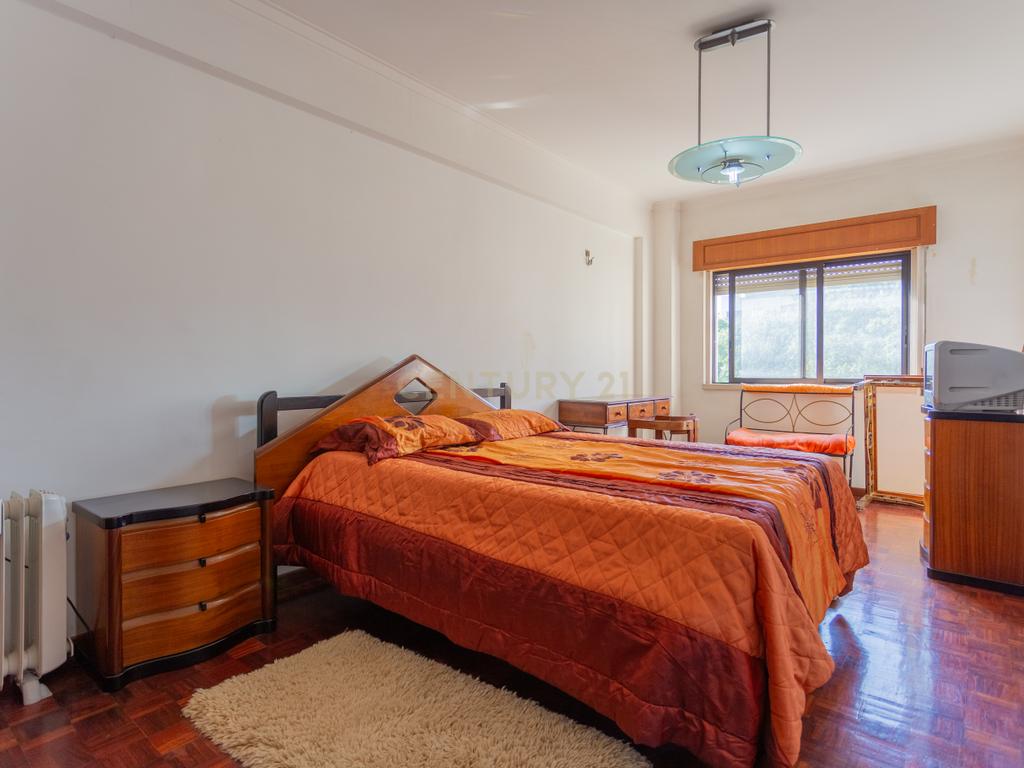 Apartamento T3 Loures, Infantado - Image 16