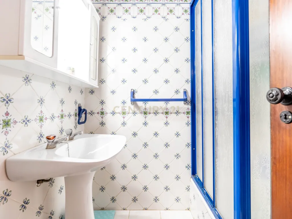 Apartamento T3 em Olhos de Água Vista-Mar - Image 14