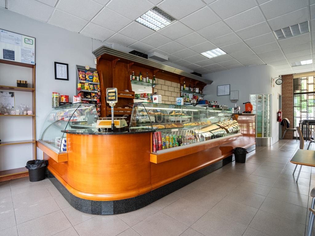 Trespasse de Café, Pastelaria/ Padaria, Snack-Bar/ Charcutaria e negócio no Sobralinho - Image 4