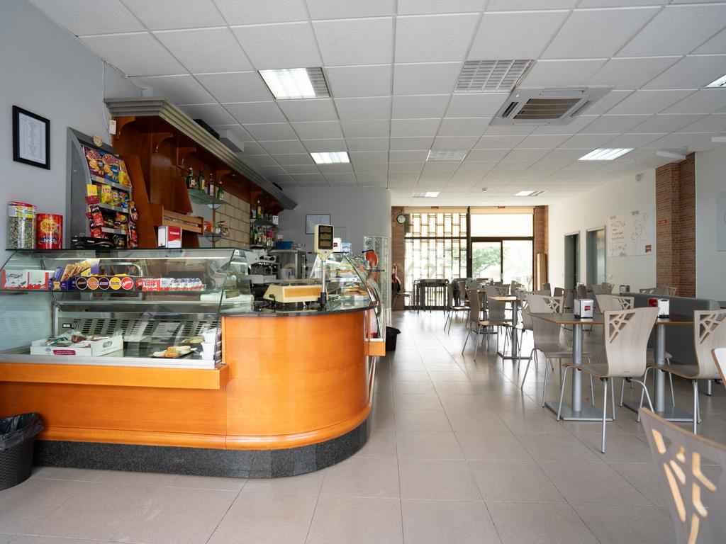 Trespasse de Café, Pastelaria/ Padaria, Snack-Bar/ Charcutaria e negócio no Sobralinho - Image 7