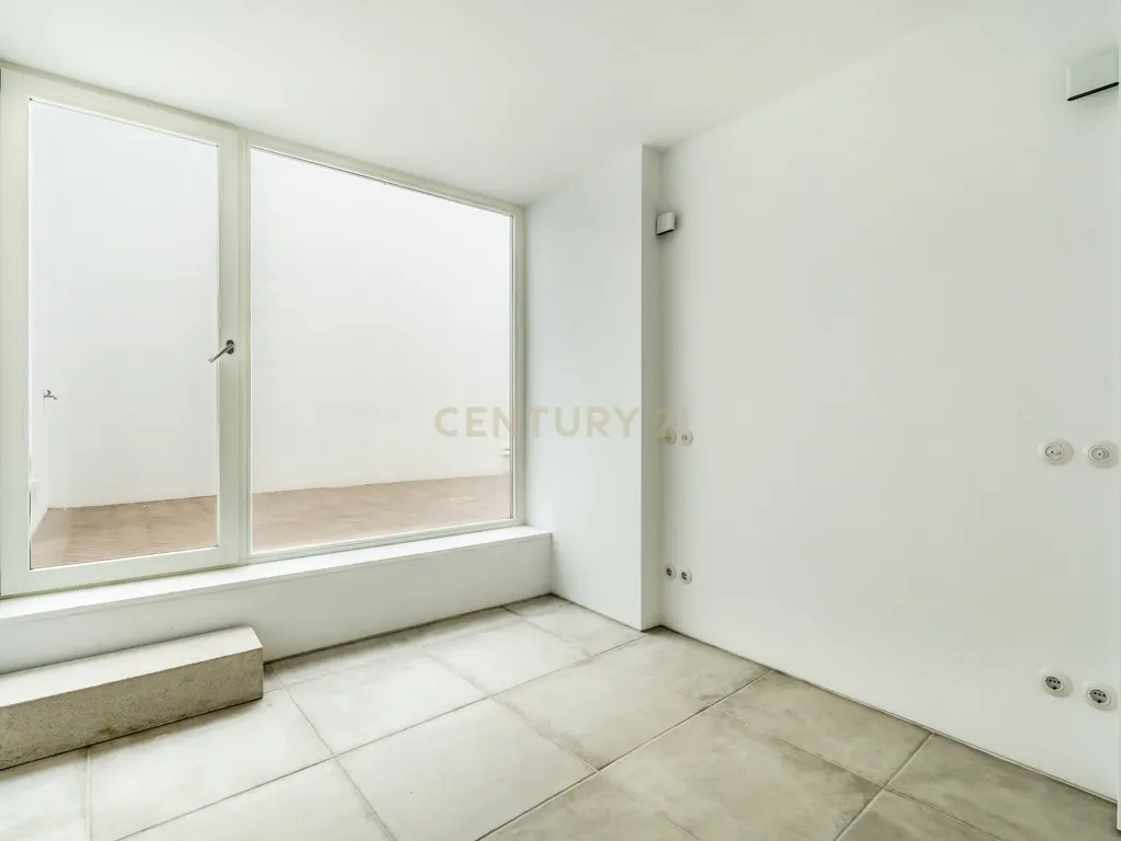Moradia em primeira linha Mar com piscina no Terraço. Com uma Vista única! - Image 32