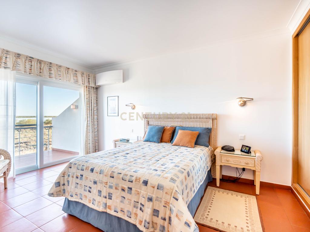 Moradia na 1º linha da  Ria Formosa, no  Resort Golden Club Cabanas de Tavira - Image 19