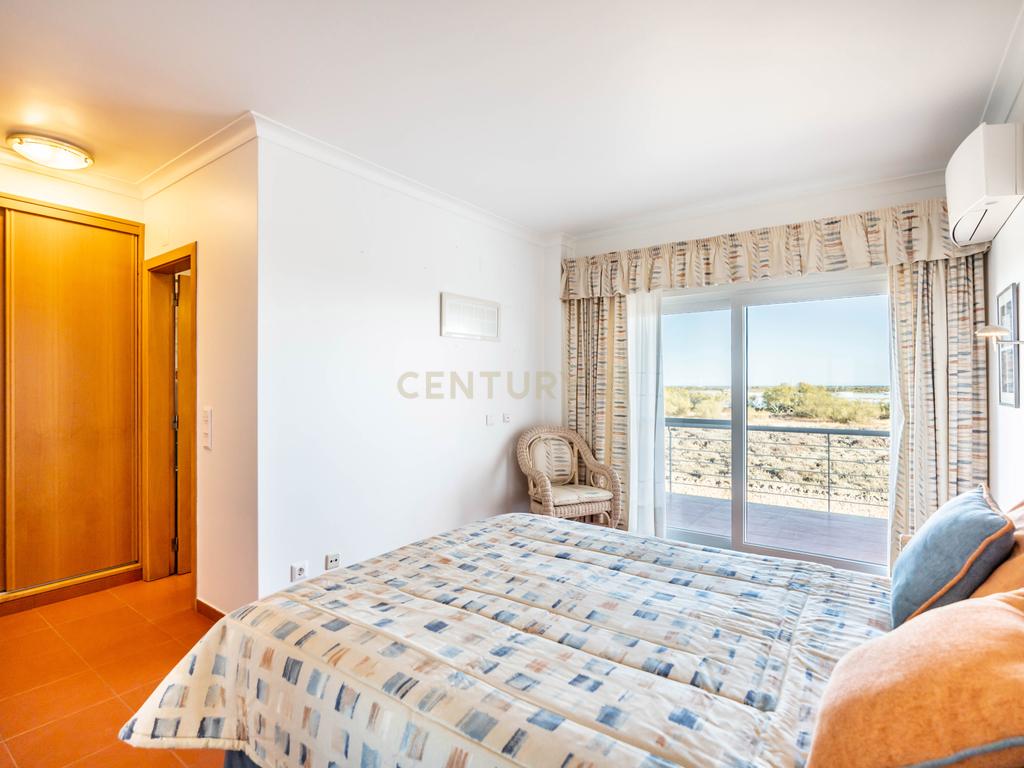 Moradia na 1º linha da  Ria Formosa, no  Resort Golden Club Cabanas de Tavira - Image 18