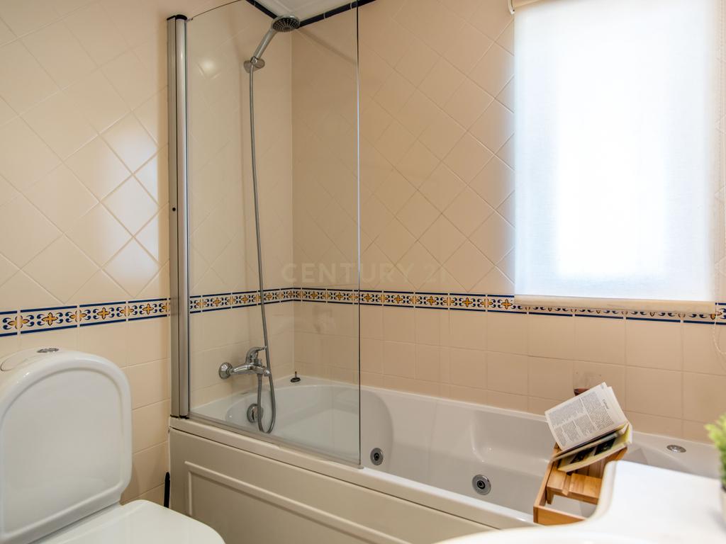 Penthouse 3 Quartos com terraço, VISTA MAR e piscina, com LICENÇA DE AL, Albufeira - Image 27