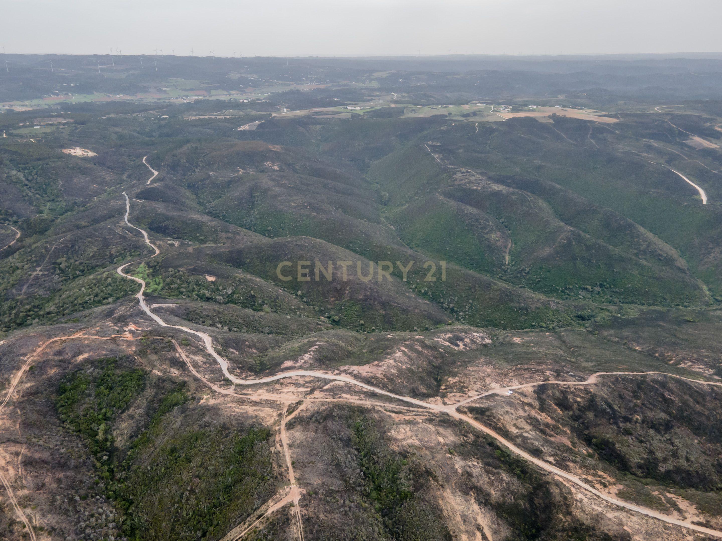 Terreno à Venda em Aljezur – 33,6 Hectares com Potencial Único! - Image 11