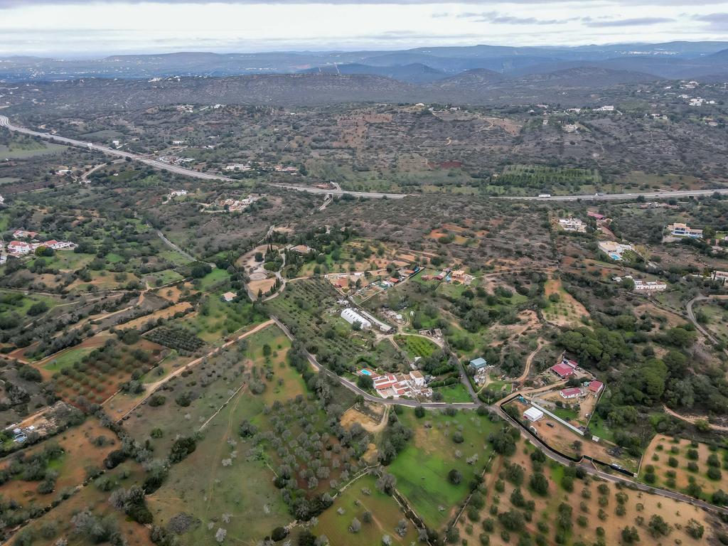 Terreno Rustico com 6400m2 em Boliqueime - Image 15