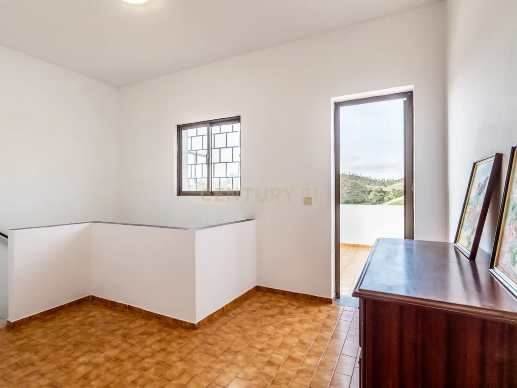 Moradia em Silves com vistas desafogadas - Image 14
