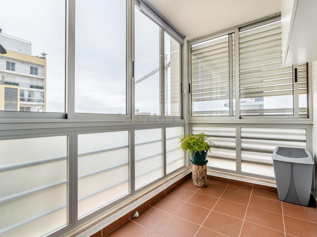 Espaçoso T3 na Encosta da Marina em Portimão - Image 21