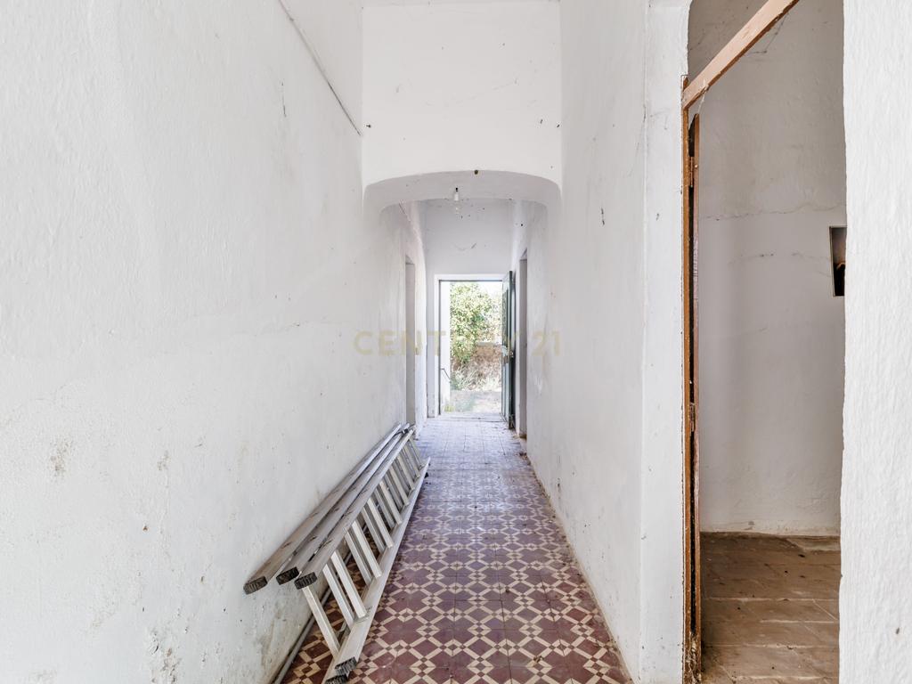 Moradia T4 para Venda em Monte Clérigo, São Marcos da Serra - Image 18