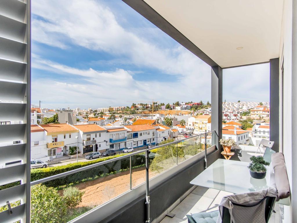 Viva o Melhor de Ferragudo num T3 de Luxo com Localização Privilegiada - Image 6