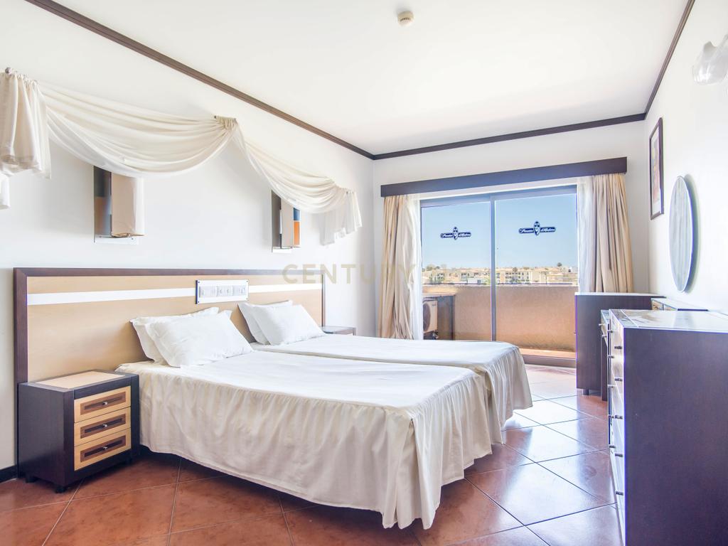 Apartamento T1 em Empreendimento Turístico em Albufeira - Image 3