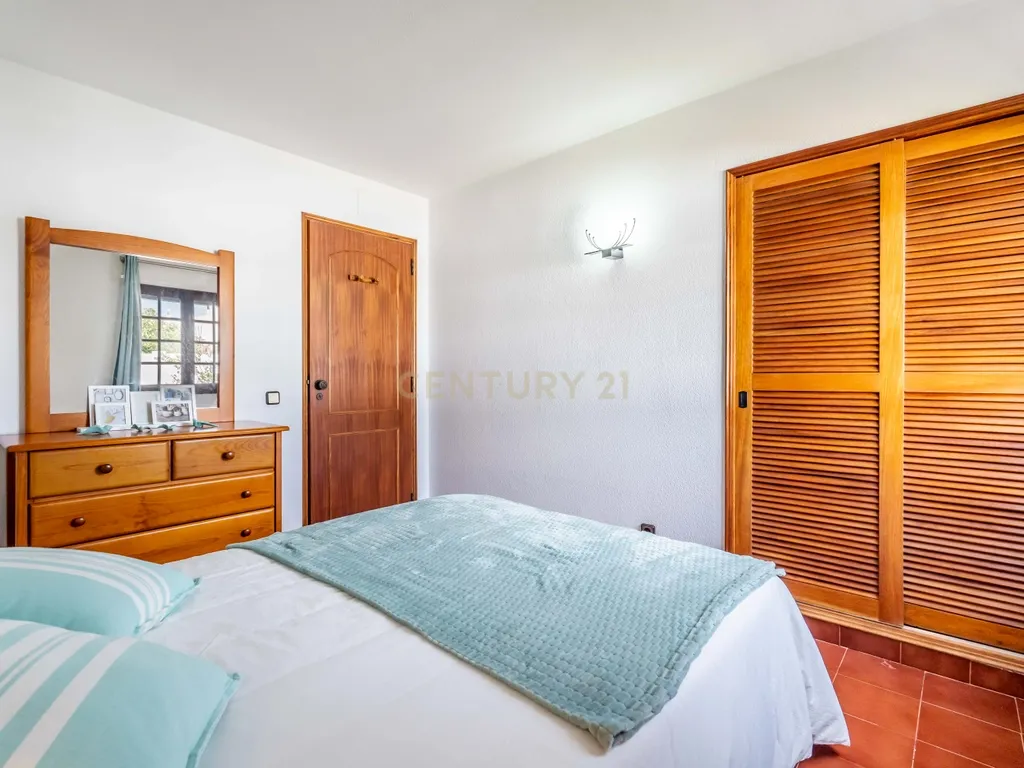 Apartamento T3 em Olhos de Água Vista-Mar - Image 20