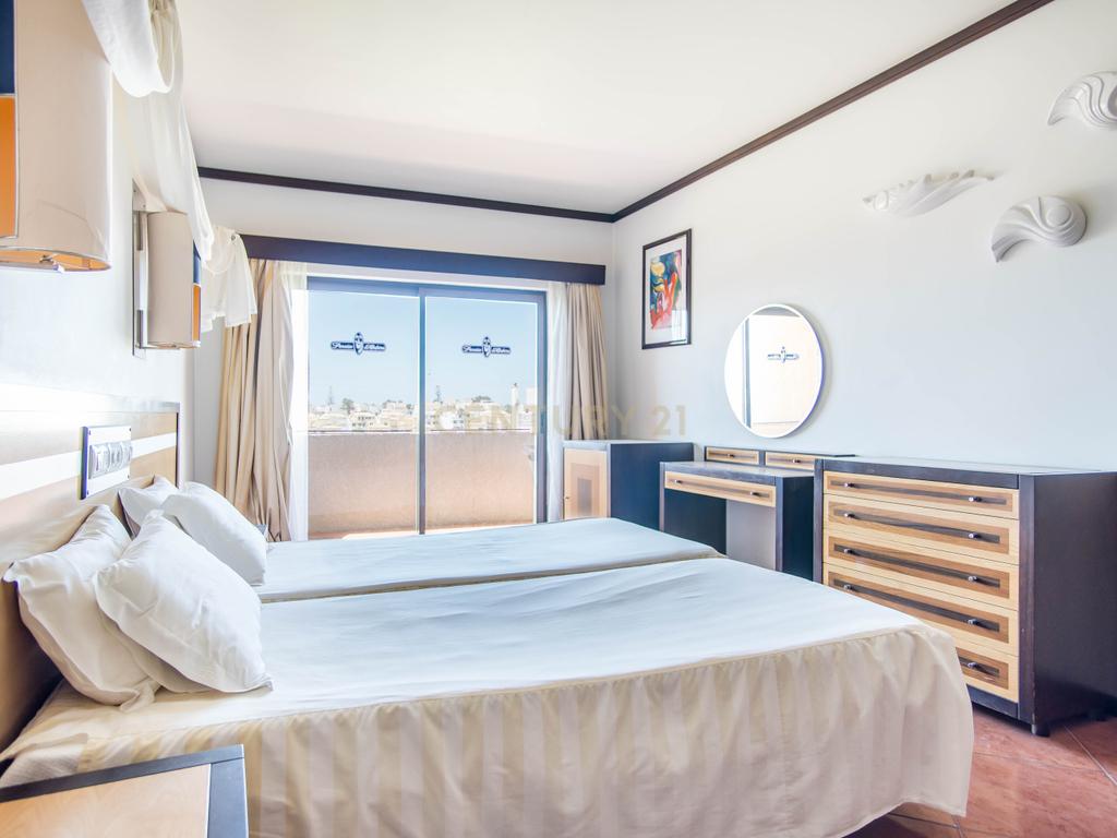 Apartamento T1 em Empreendimento Turístico em Albufeira - Image 14