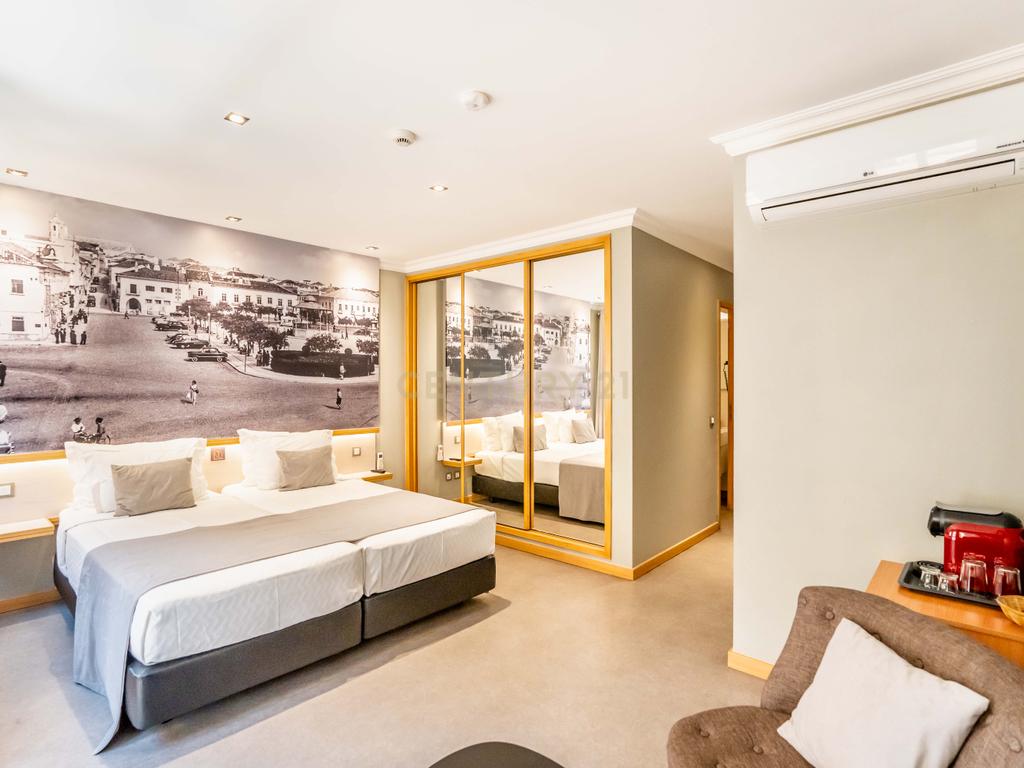Guesthouse em Pleno Funcionamento no Coração de Portimão - Image 20